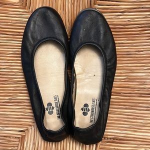 Leather flats